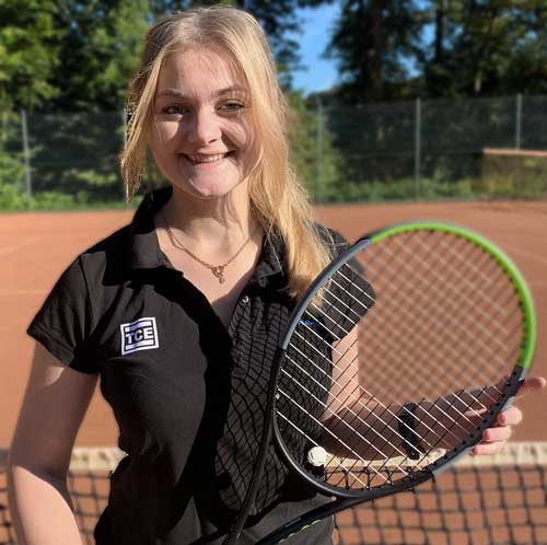 Tennisclub Ebstorf - Portraitfoto Jasmin Pritzkat